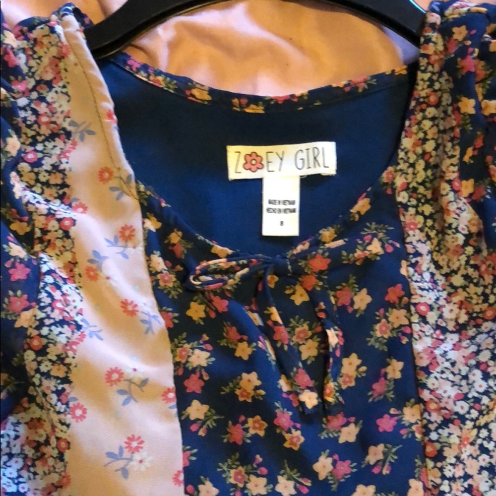 Kids Dress - Picture 3 of 4